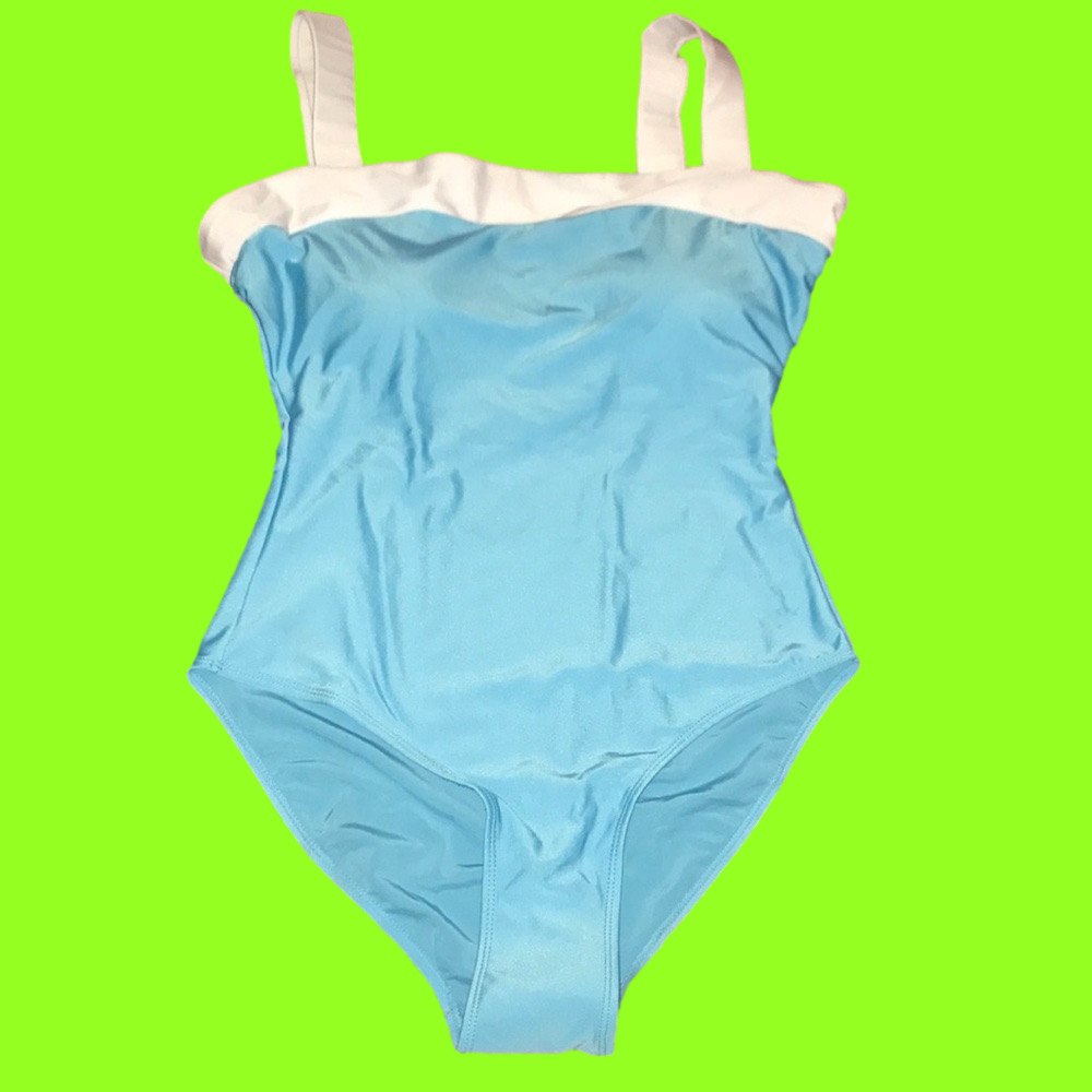 Nwt women’s large swimsuit